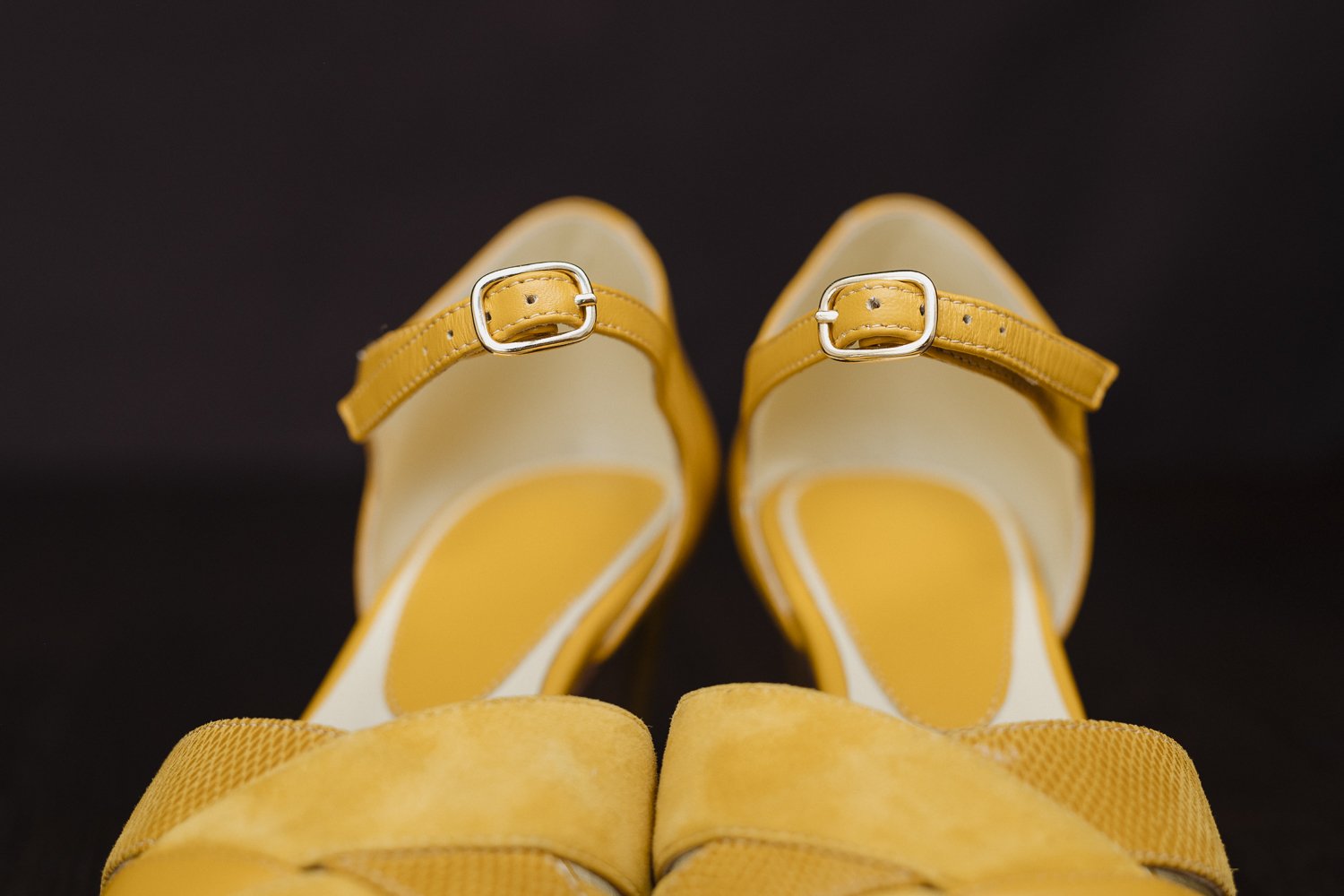Mi Piaci - Yellow heels on Designer Wardrobe